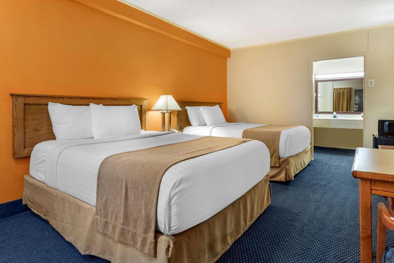 Asam Hotel Goodland Extérieur photo