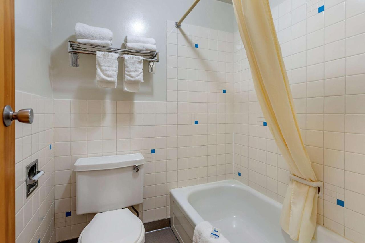 Asam Hotel Goodland Extérieur photo