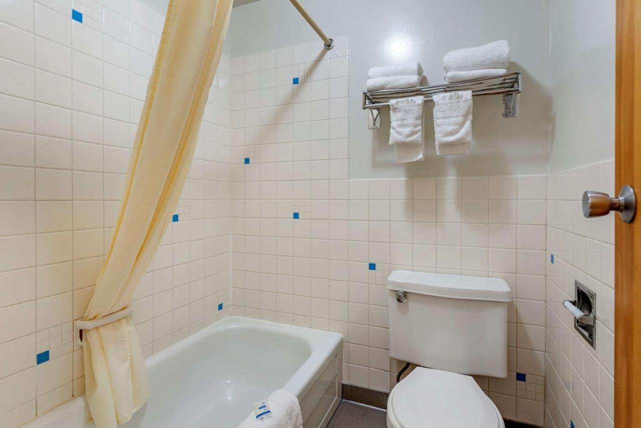 Asam Hotel Goodland Extérieur photo