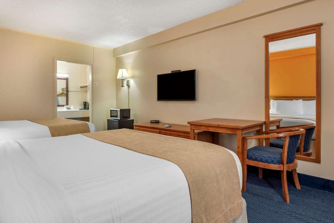 Asam Hotel Goodland Extérieur photo